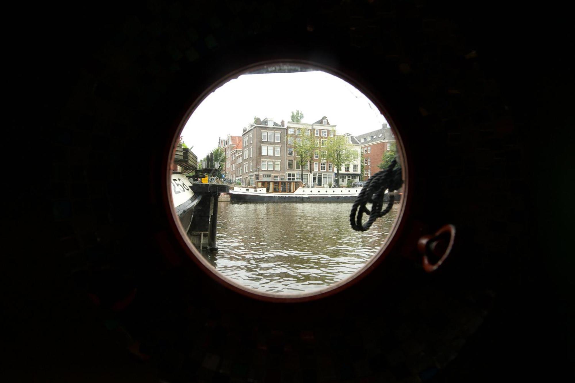 Amsterdam Center - Houseboat B&B By Captain Ricard Ngoại thất bức ảnh